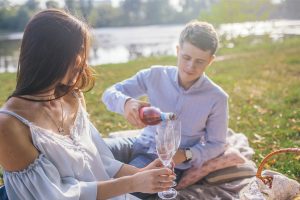 10 Great Ideas for Dating on a Budget
